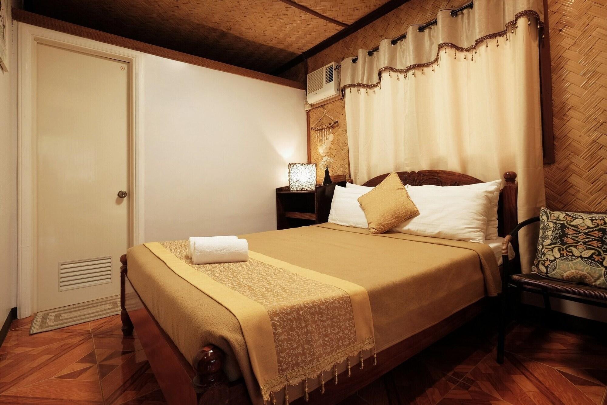Villa Khadine Grand Vista Resort Корон Екстериор снимка