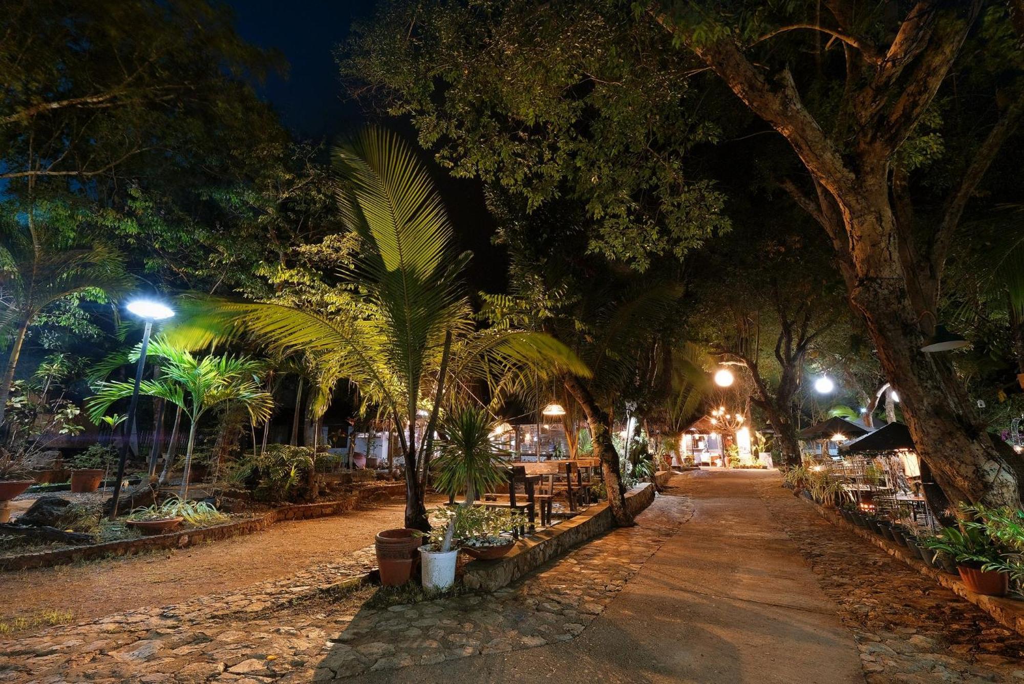 Villa Khadine Grand Vista Resort Корон Екстериор снимка