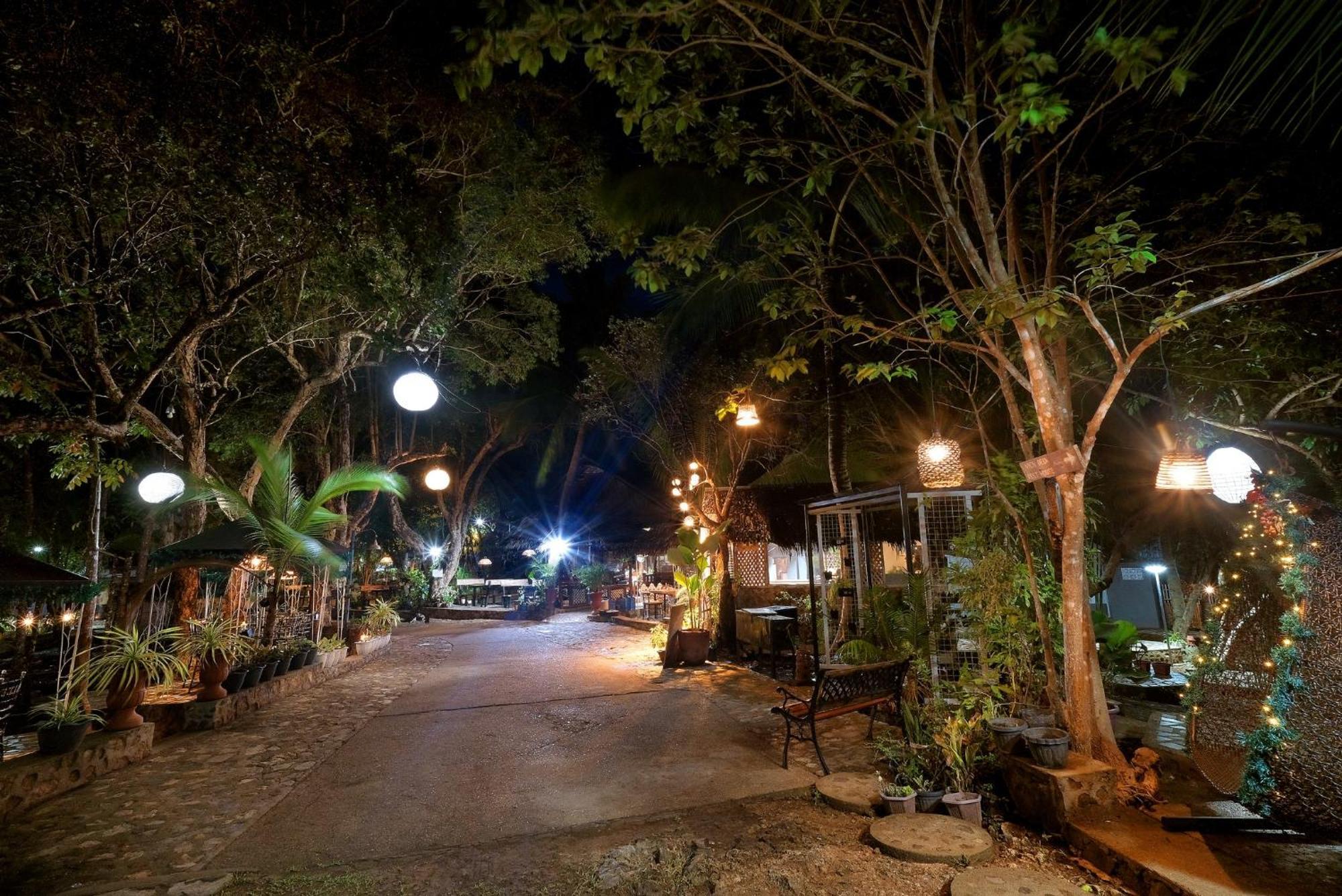 Villa Khadine Grand Vista Resort Корон Екстериор снимка