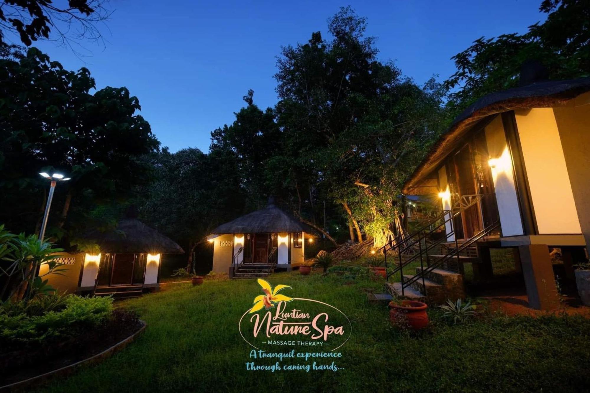 Villa Khadine Grand Vista Resort Корон Екстериор снимка
